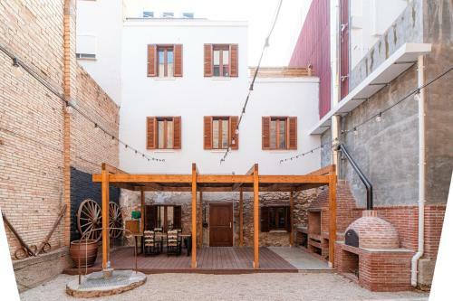 La Quadra Rural Housing