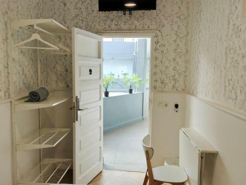 Bed & Breakfast Room27