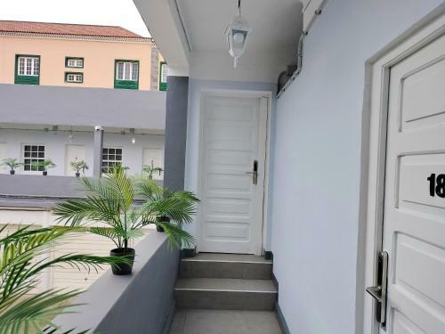 Bed & Breakfast Room27