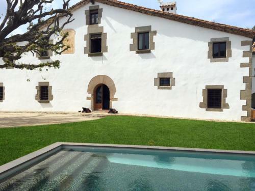 Masia Santa M�nica