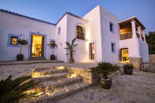 Villa Serras - San Antonio