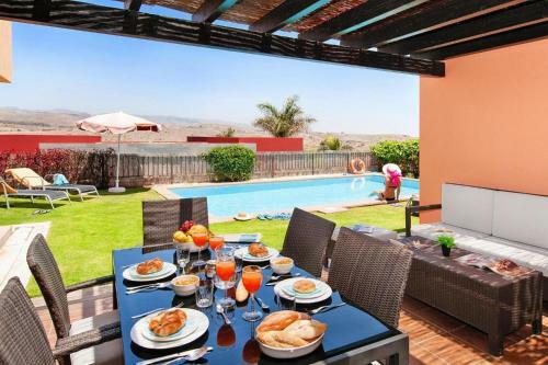 Holiday Home In Maspalomas With Private Pool