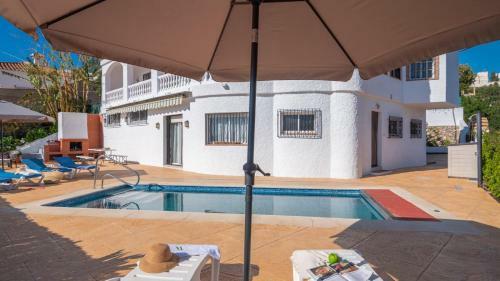 Villa Nena Salobre�a By Ruralidays