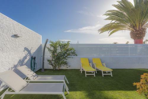 Luxury Bungalow - Private Terrace - Pool - Aircon