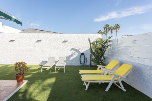 Luxury Bungalow - Private Terrace - Pool - Aircon