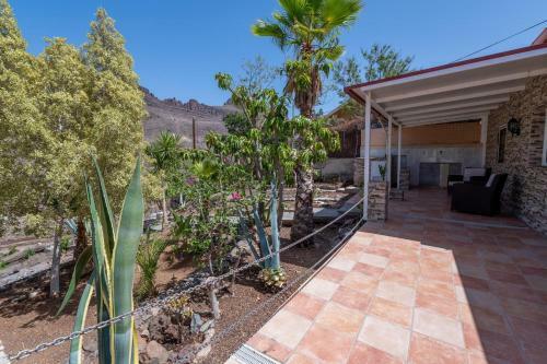 3br Country Home - Private Pool & Terrace