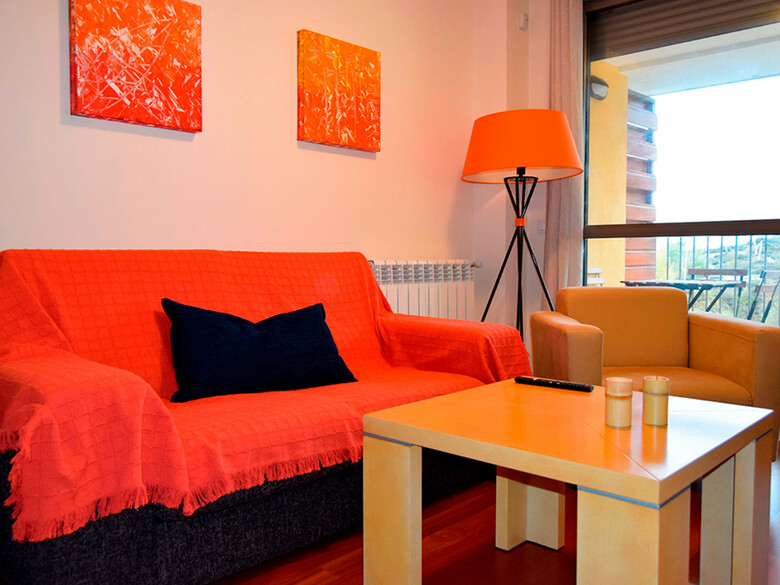 Apartamentos Las Margas Sabi��nigo 3000