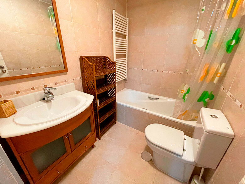 Apartamentos Las Margas Sabi��nigo 3000