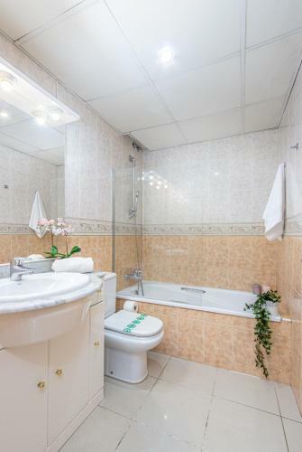 Badia De Roses 1 New Apartment