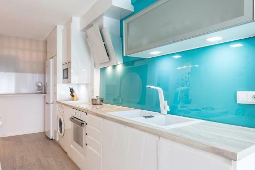 Uhc Carlos V Apartments