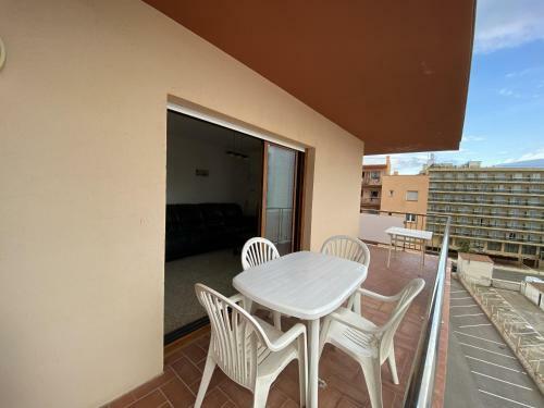 Apartamento Roses V 5-5