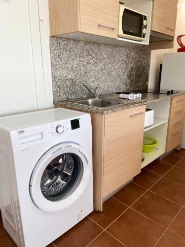 Apartamento Veur�s El Mar - Madrague Beach Studio 02