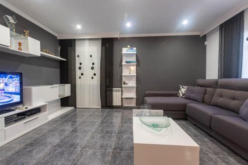Rnet - Collsacabra - Villa Con Piscina Privada