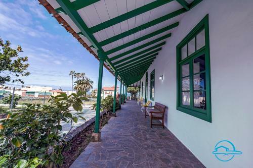 Hostal La Violeta Home