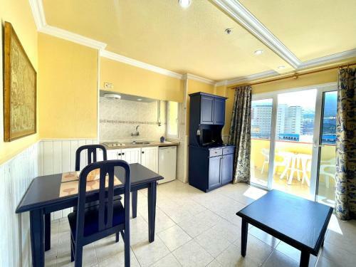 Apartmento A 150m de Playa, Con Piscina Climatizada