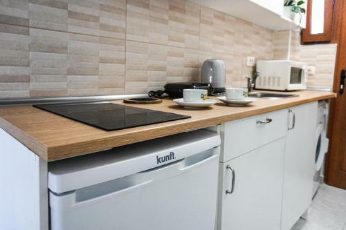 Apartamento Modern Studio Close To The Beach With Pool