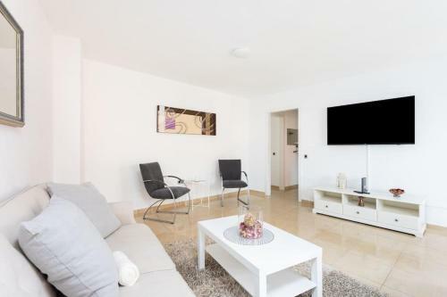 Wide Apartment With Good Location