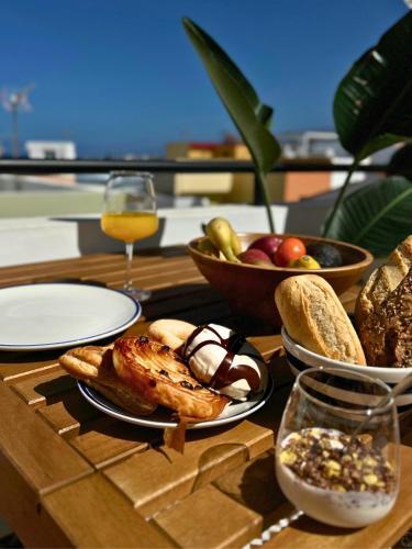 La Terraza! Studio Apartment