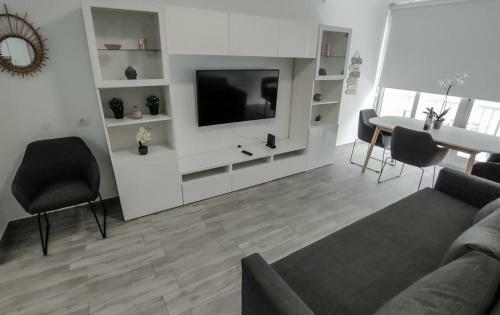 Bello Apartamento En Playa Marti�nez