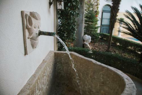 Bed & Breakfast Andalusian Palace