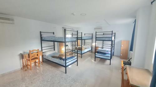 Albergue La Ti�osa
