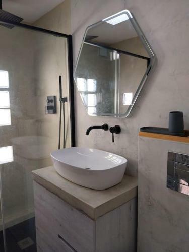 Apartamento Con Terraza En Primera L�nea Mar