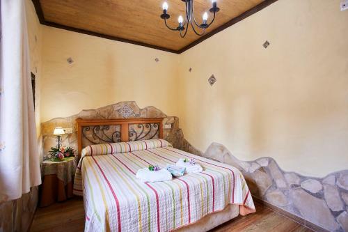 Casa Rural " Los Cuatro Olivos"