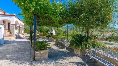 Casa Cerrito Prado Del Rey By Ruralidays