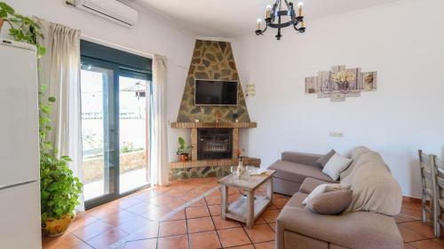 Casa Cerrito Prado Del Rey By Ruralidays