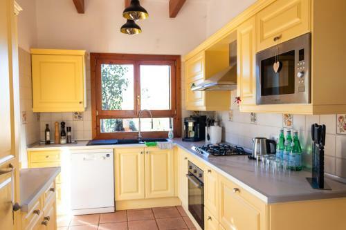 Villa Natursteinfinca Mit Meerblick & Pool
