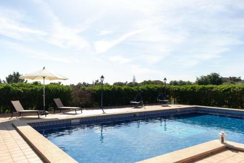 Villa Natursteinfinca Mit Meerblick & Pool