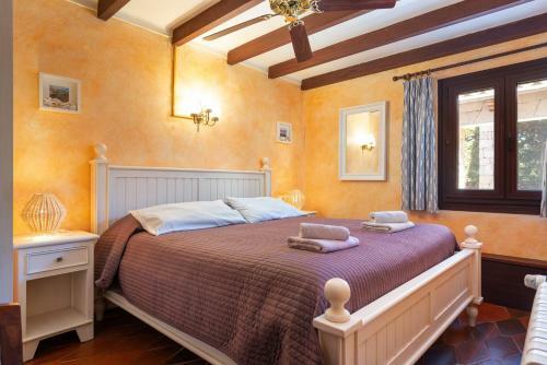 New! Villa Ses Rodes, Pool, Wifi, Bbq, Jacuzzi