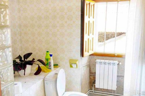 5 Bedrooms Chalet With Terrace And Wifi At Parada