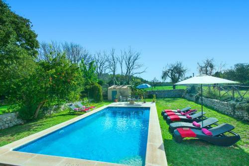 Owl Booking Villa Aina - Rustic Stay