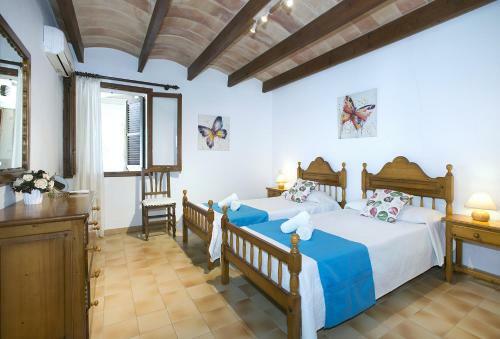 Owl Booking Villa Santuiri - Exclusive Holidays