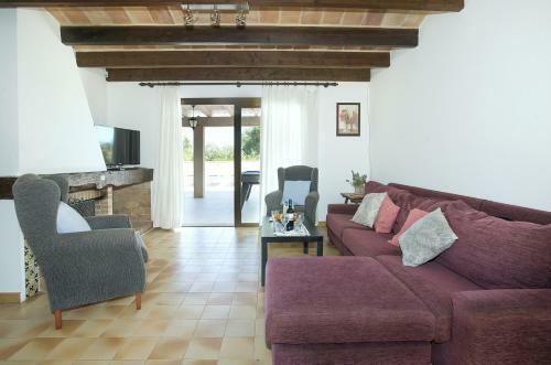 Owl Booking Villa Santuiri - Exclusive Holidays
