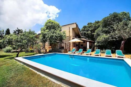 Villa Lovely Mallorquin Farmhouse In Pollensa