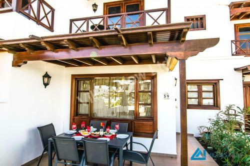 Casa Hannah By Villas Now Ltd