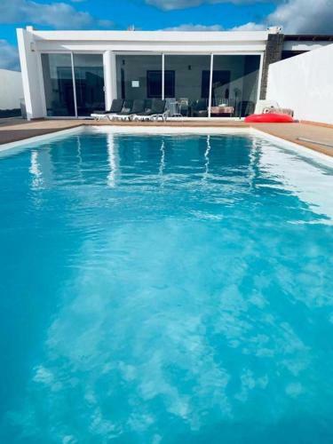 Villa Baroli Amplia Piscina Privada Climatizada