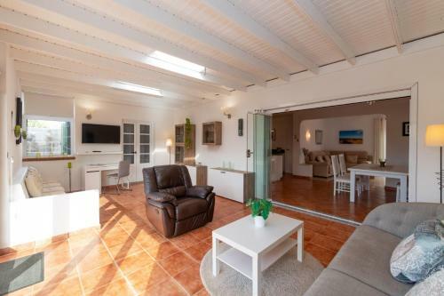 Villa Sarita Sol By Villa Plus