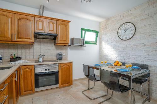 Villa Vv Tamia By Hh