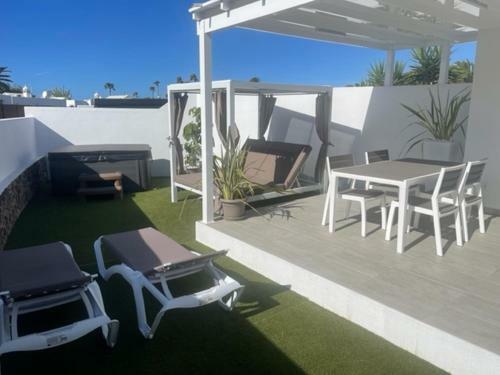 Villas New Lanzasuites Plus