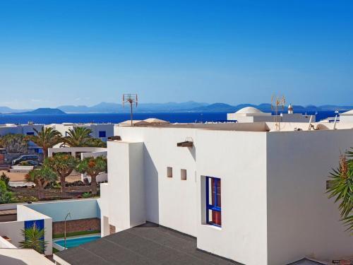 Renovated Holiday Home With Sea View And Private Pool
