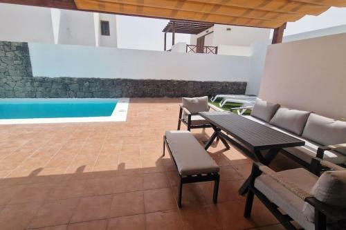 Villa N�ay