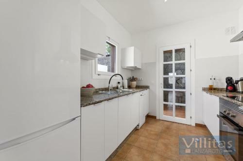 Villa Mundaka By Villitas
