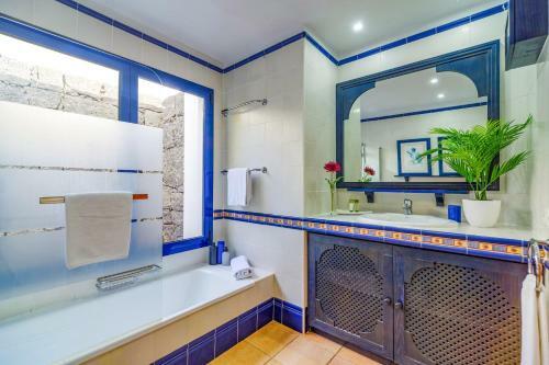 Villa Seasol 2 By Villa Plus
