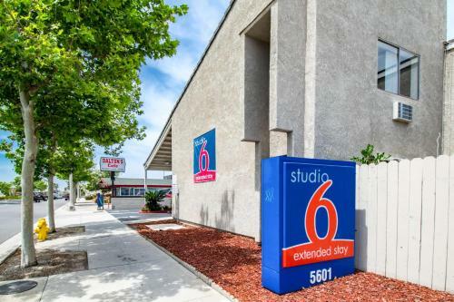 Motel Studio 6 Cypress