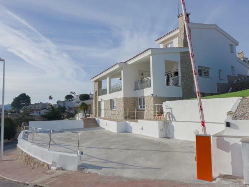Villa Luna Dreams