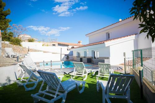 Villa Luna Dreams