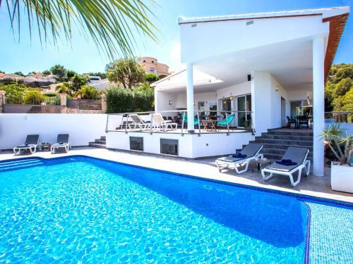 Villa Laureen By Interhome